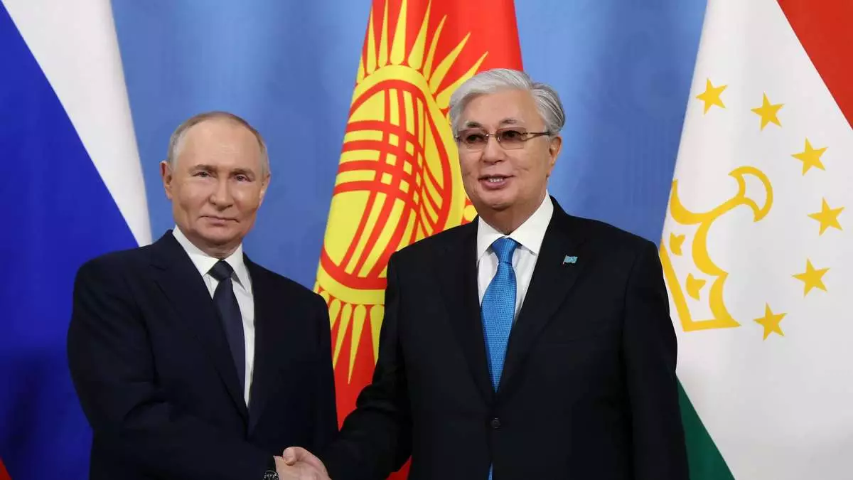 Казахстан начал преследовать российских дезертиров из-за позиции Трампа