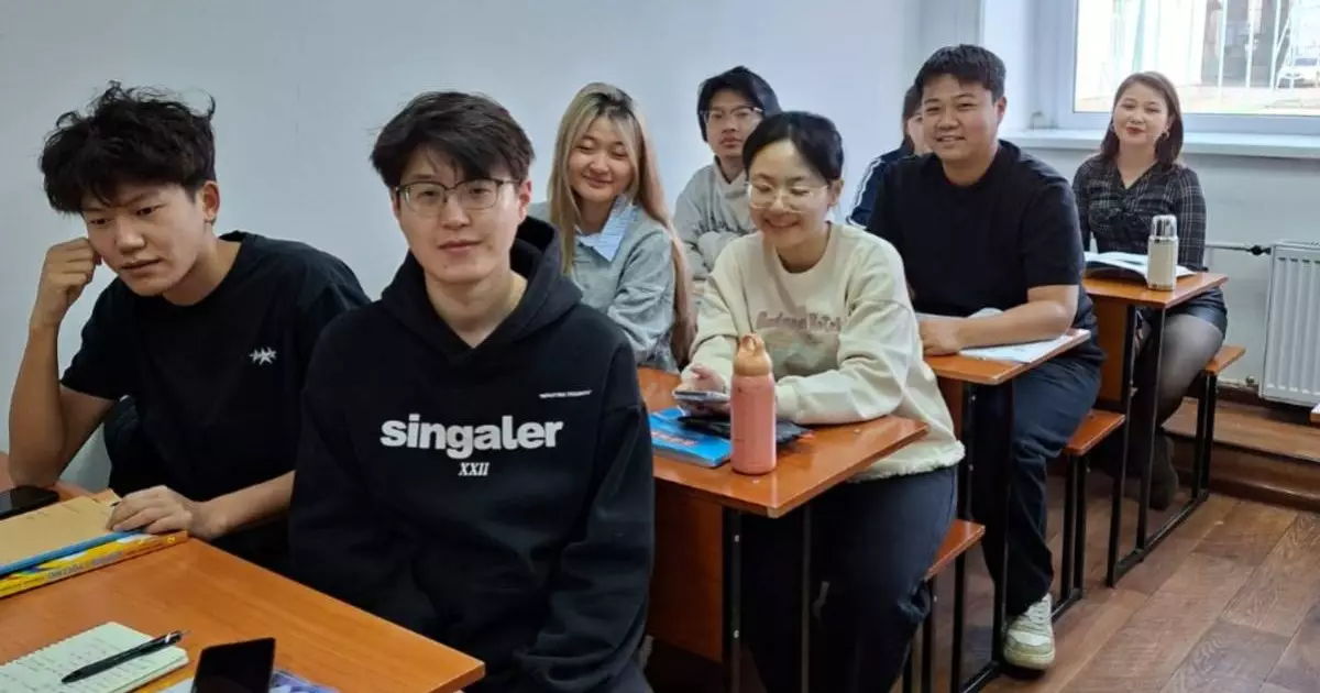  Traditional holidays of Kazakhstan Nauryz: March 17 – Shanyrak kuni (Day of Family Values) 