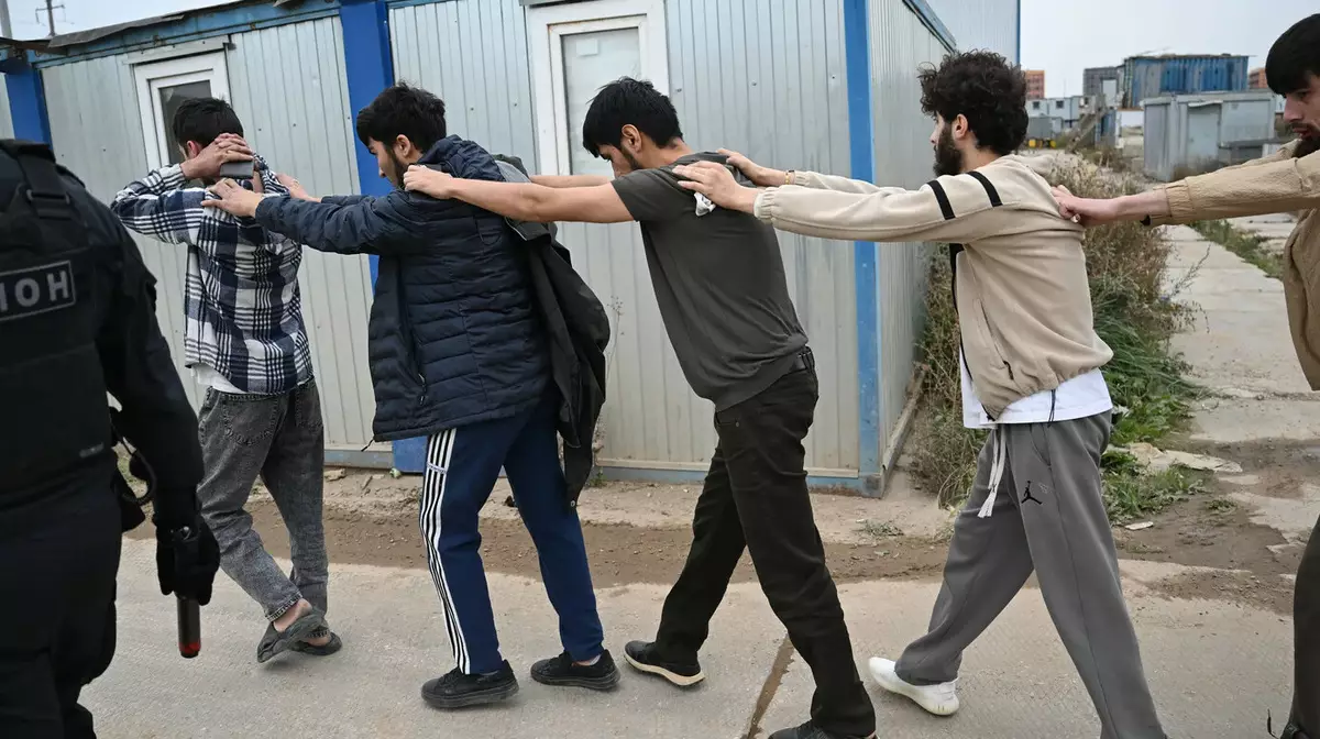 Мигрантов будут депортировать из РФ за митинги: новый законопроект