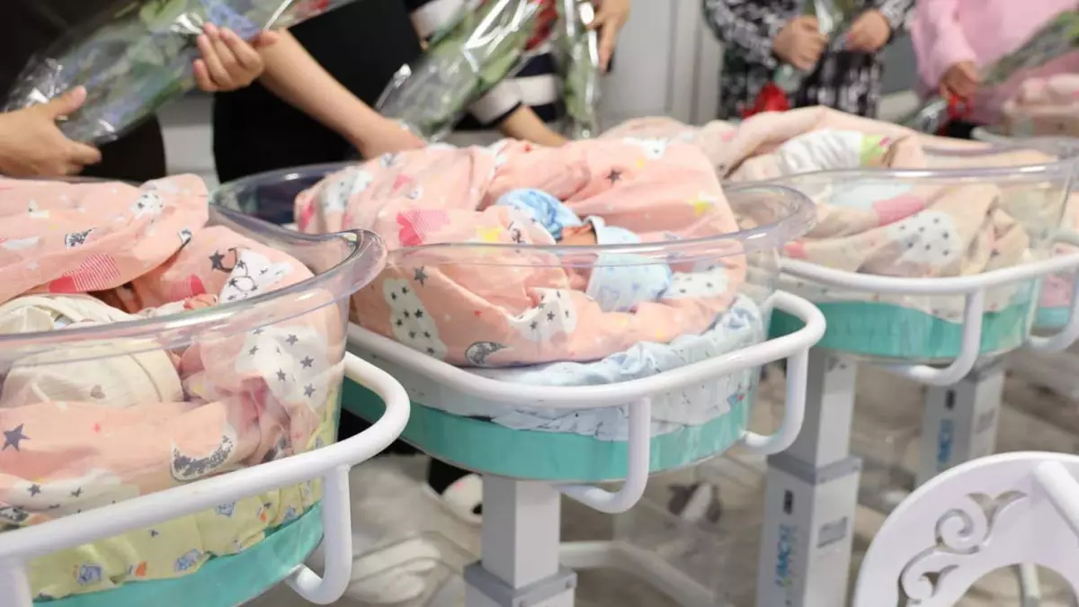 Наурызнама онкүндігі: Атырауда «Шаңырақ күнінде» жас аналарға құрмет көрсетілді