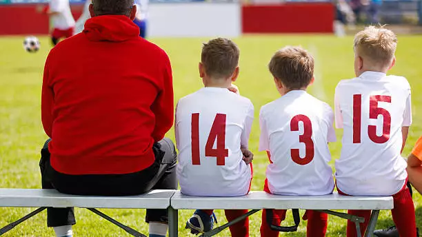 Тренерам детско-юношеских спортивных школ повысили зарплаты в Казахстане