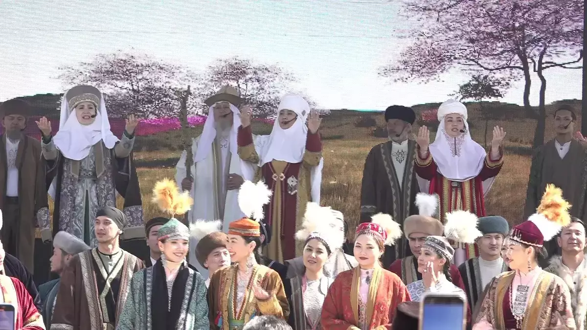 Наурызнама онкүндігі: бүгін – Ұлттық киім күні