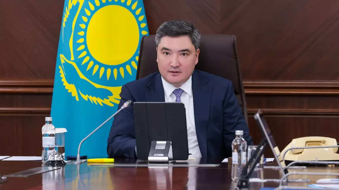 Қазақстанда бірқатар адамға рақымшылық жасалады: Бектенов амнистияны дайындау уақытын белгіледі