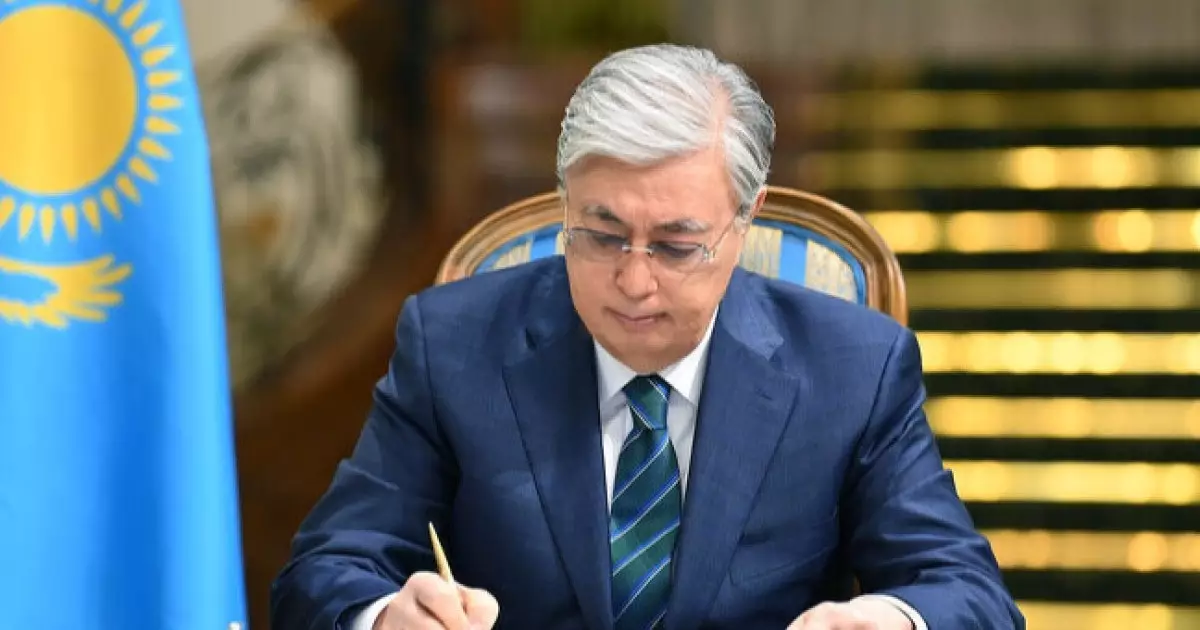  Тоқаев тағы рақымшылық жариялады: кімдер жазадан босатылуы мүмкін? 