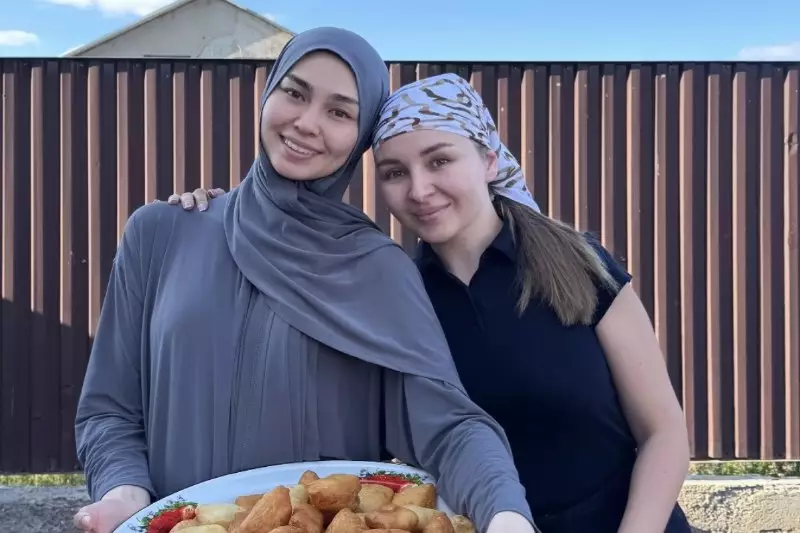 «Отбасымызбен алаңдап жүрміз»: Істі болған блогерлердің келіні жазба жариялады (ВИДЕО)