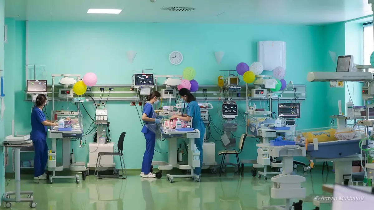 Қазақстан әйелдері тұңғыш баласын 25 жаста босанады