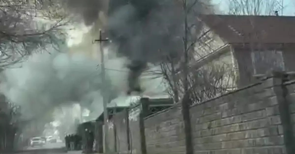  СТО с электромобилями горела в Алматы 