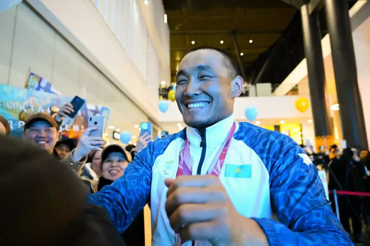 Герой Паралимпиады вернулся на родину: как встречали чемпиона Ербола Хамитова