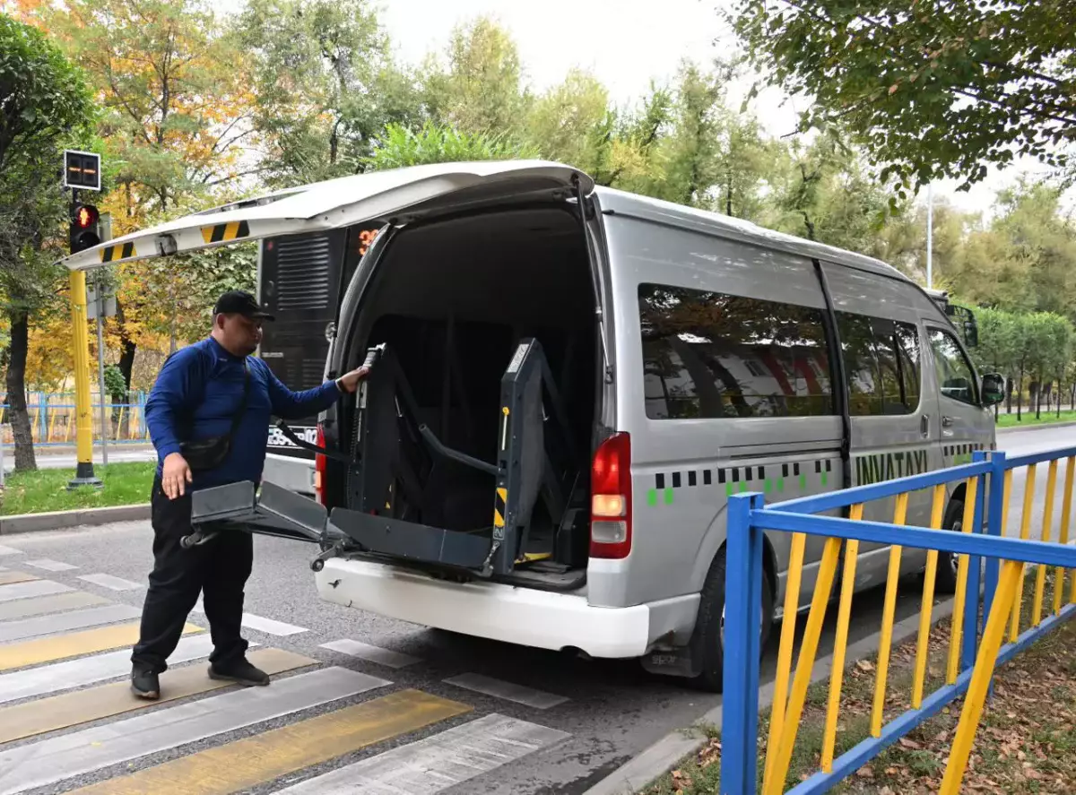 В Алматы в день референдума организованы бесплатный проезд в транспорте и подвоз к избирательным участкам
