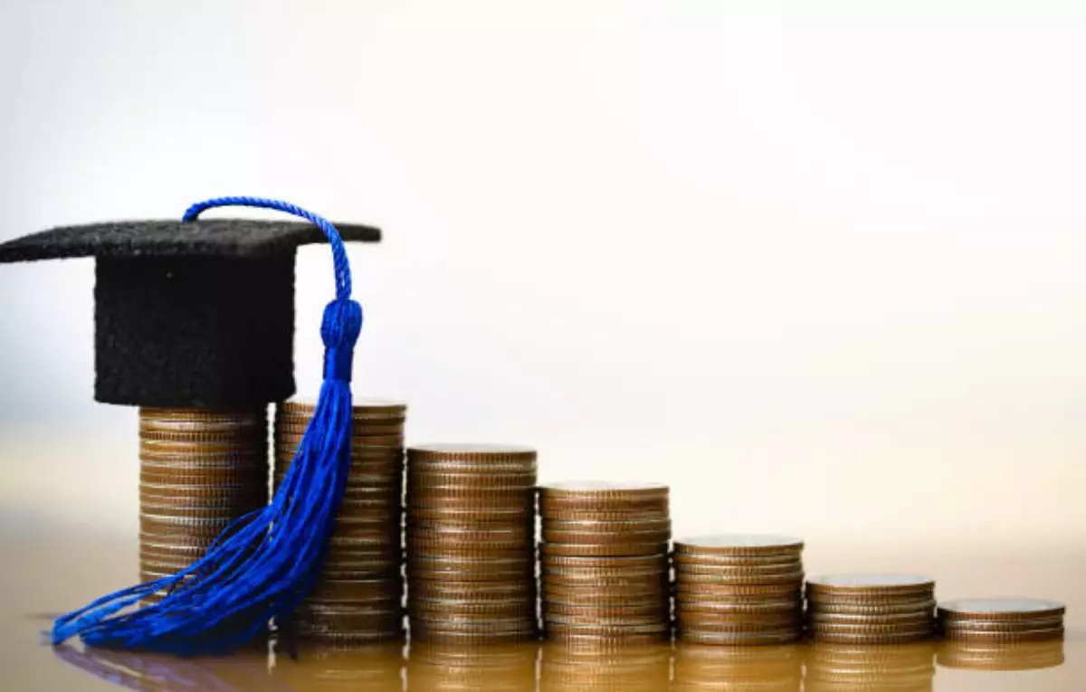 Депутаттар Болашақ студенттерінен қайтарылатын қаражатын көбейтуді ұсынды