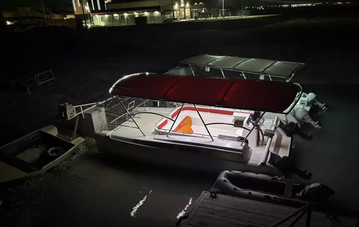 В Актау произошёл очередной конфликт в яхт-клубе «Бриз»: заявлено о нападении на охрану - новости на Lada.kz 18.03.2026