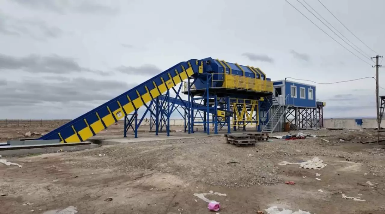 Комплекс по переработке бытовых отходов строят в Жанакорганском районе