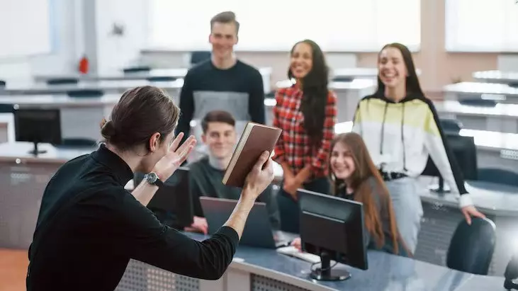 Депутат предложил ввести цифровой контроль экзаменов в вузах Казахстана