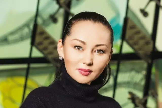 «МашАлла, Әлхәмдуллилләсіз-ақ өмір сүрген»: Баян Алагөзова тілге қатысты дау шығарды