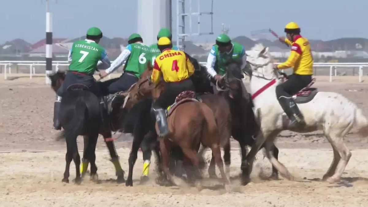 Көкпар: Қазақстан құрамасы Тәжікстаннан 8:4 есебімен басым түсті