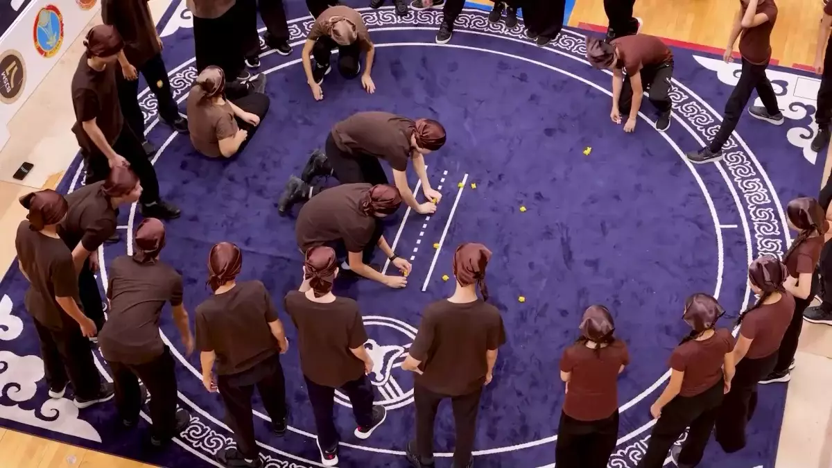 Астанада 18 мың бала бір мезетте асық ойнады