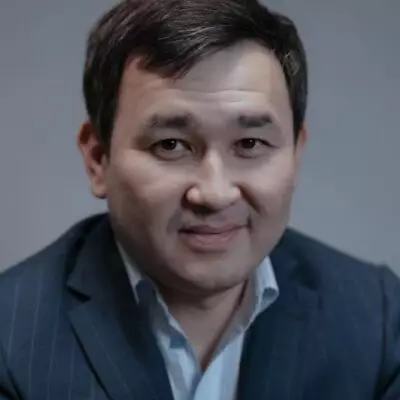 Асет Матаев пострадал при драке в Алматы: адвокат заявил о нападении