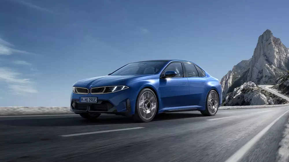 BMW официально представил новый электрокар с рекордной дальностью хода