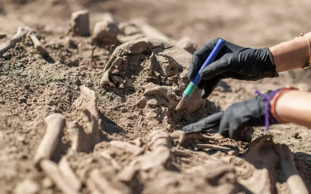 Ученые выяснили, зачем древние римляне вбивали гвозди в грудь умерших - новости на Lada.kz 18.03.2026