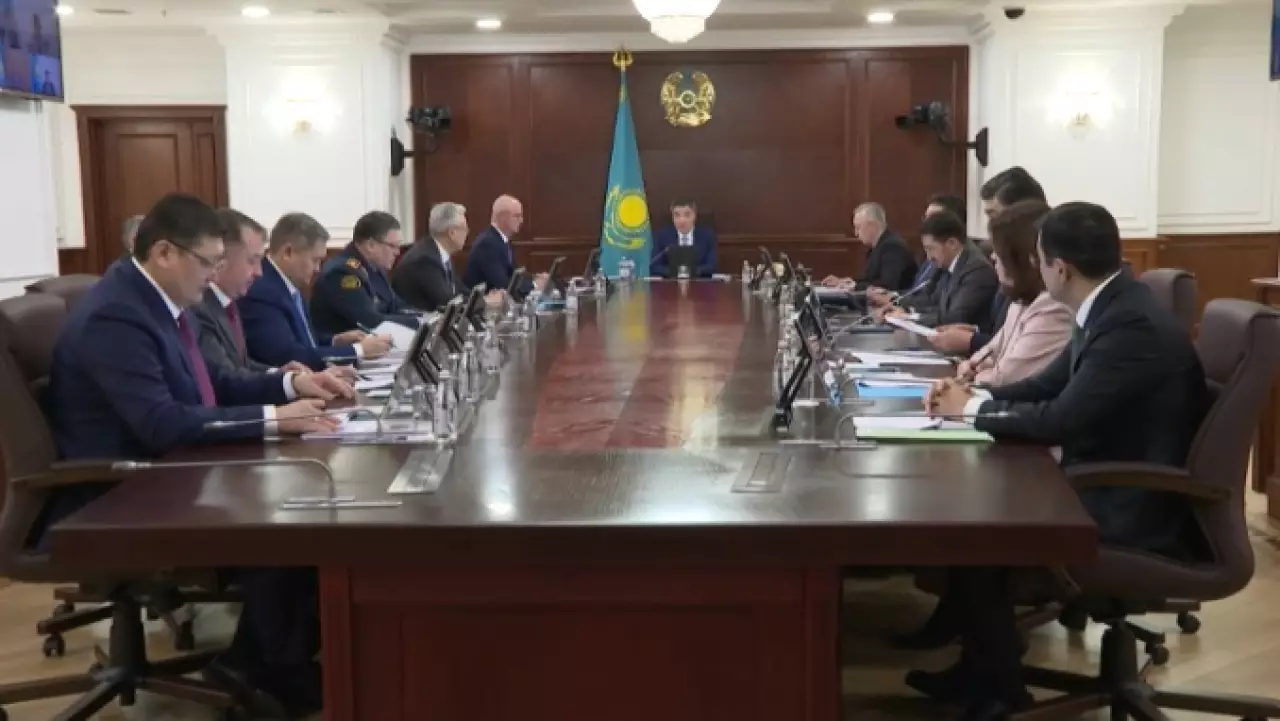 Реализацию норм новой Конституции обсудили в Правительстве