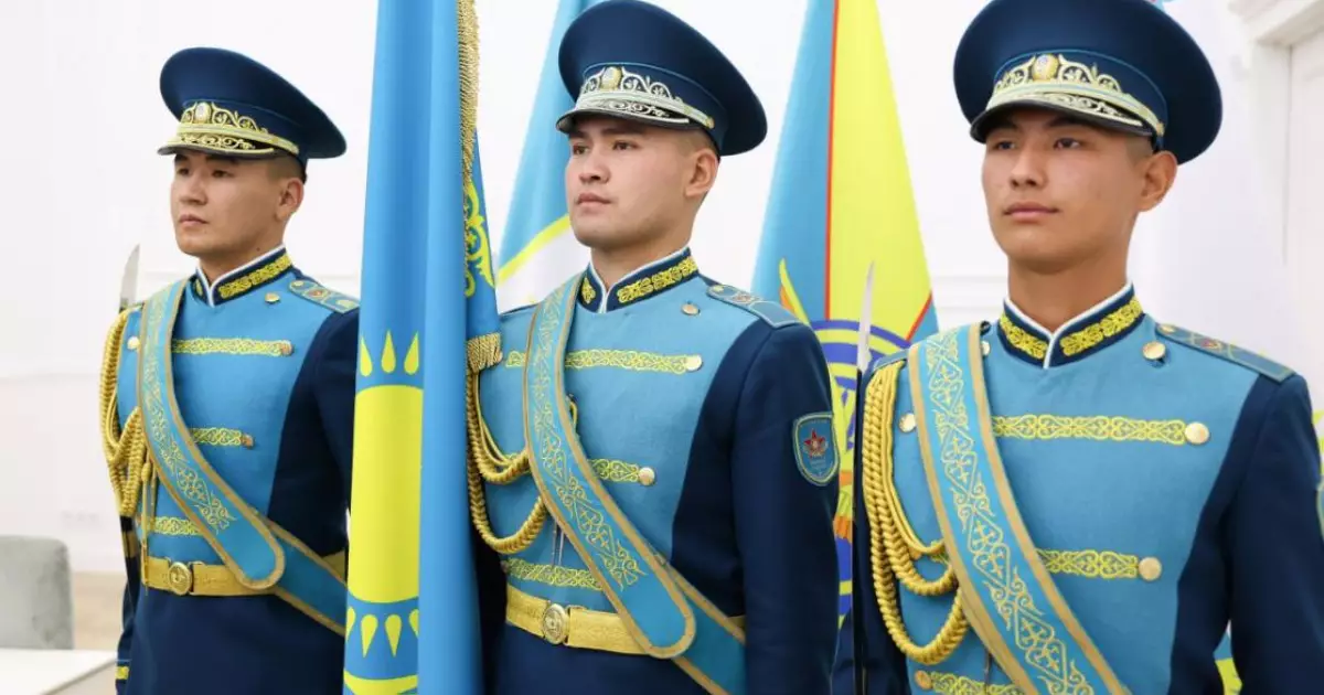   Ұлттық киім күні: әскери қызметшілер дәстүр мен мәдениетке құрмет көрсетті   