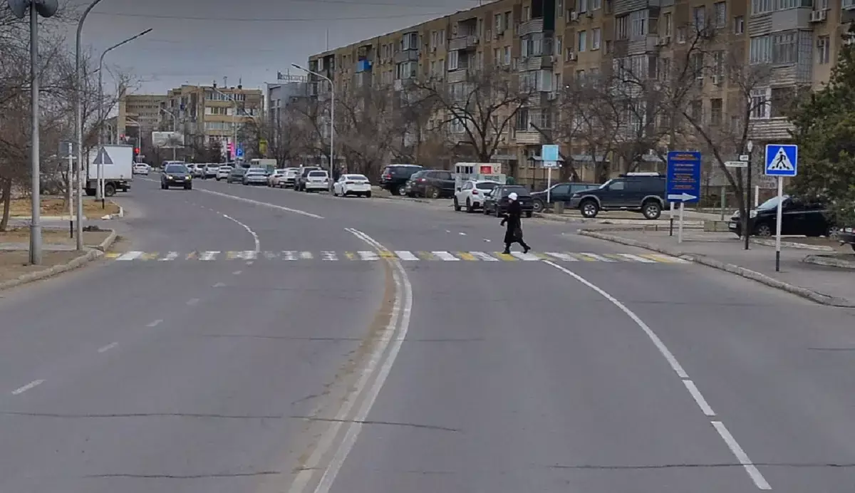 Родители требуют установить светофор на дороге между 5 и 7 микрорайонами Актау - новости на Lada.kz 18.03.2026