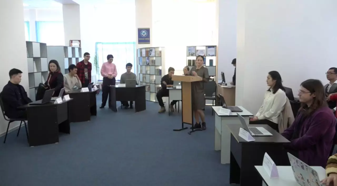 БҚО-да студенттер жасанды зердені меңгеріп жатыр