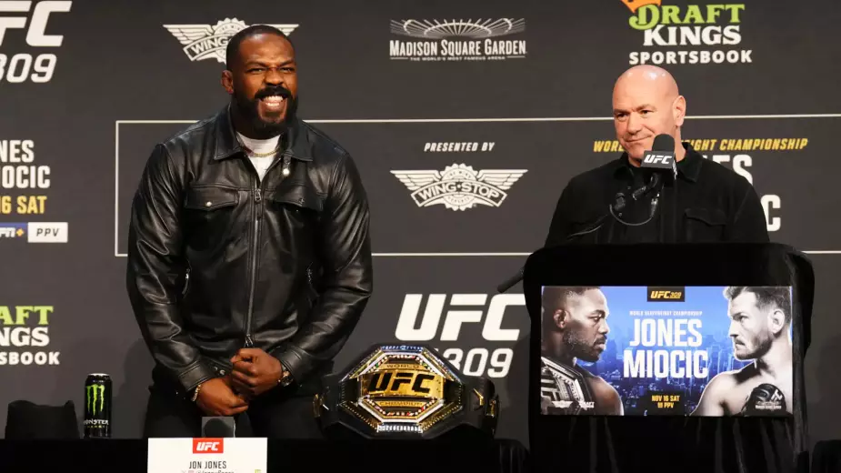 Звезды конфликтуют с UFC! За что Джонс, Роузи и другие критикуют лигу?