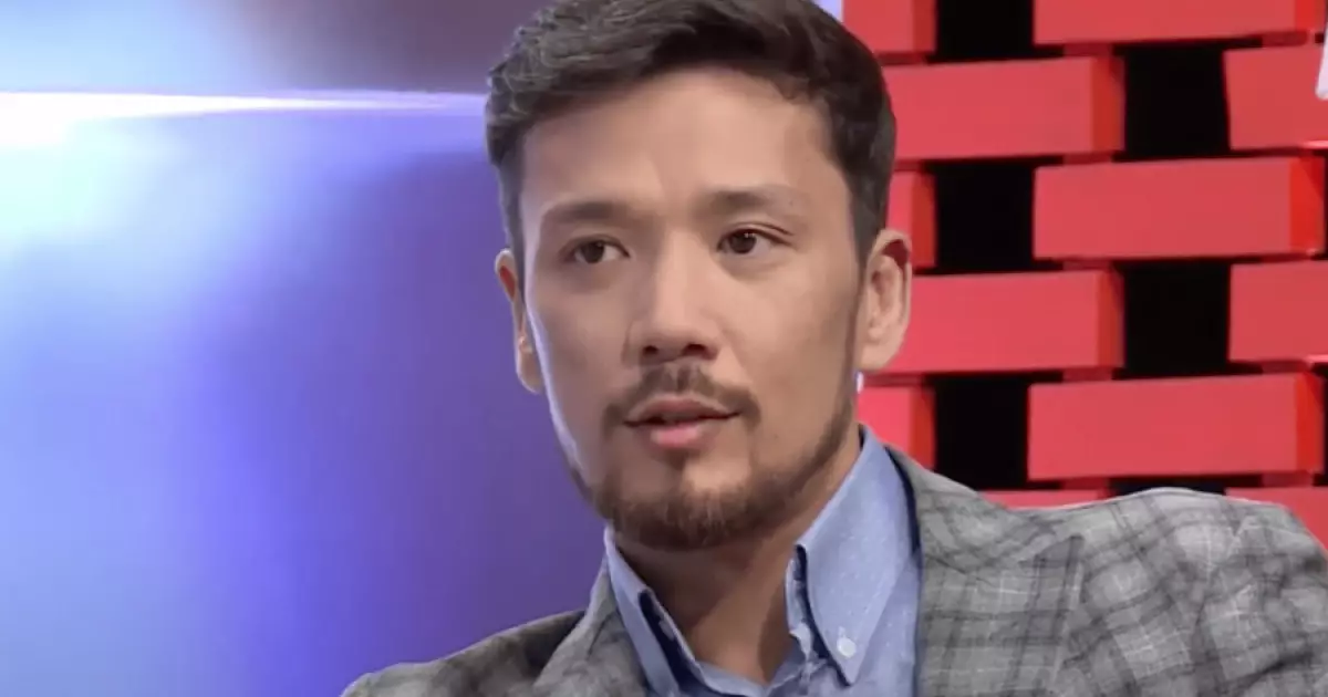  `Ажырасу — жүрекке ауыр тиеді`: Дастан Оразбеков барша ерлі-зайыптыларға үндеу жасады 