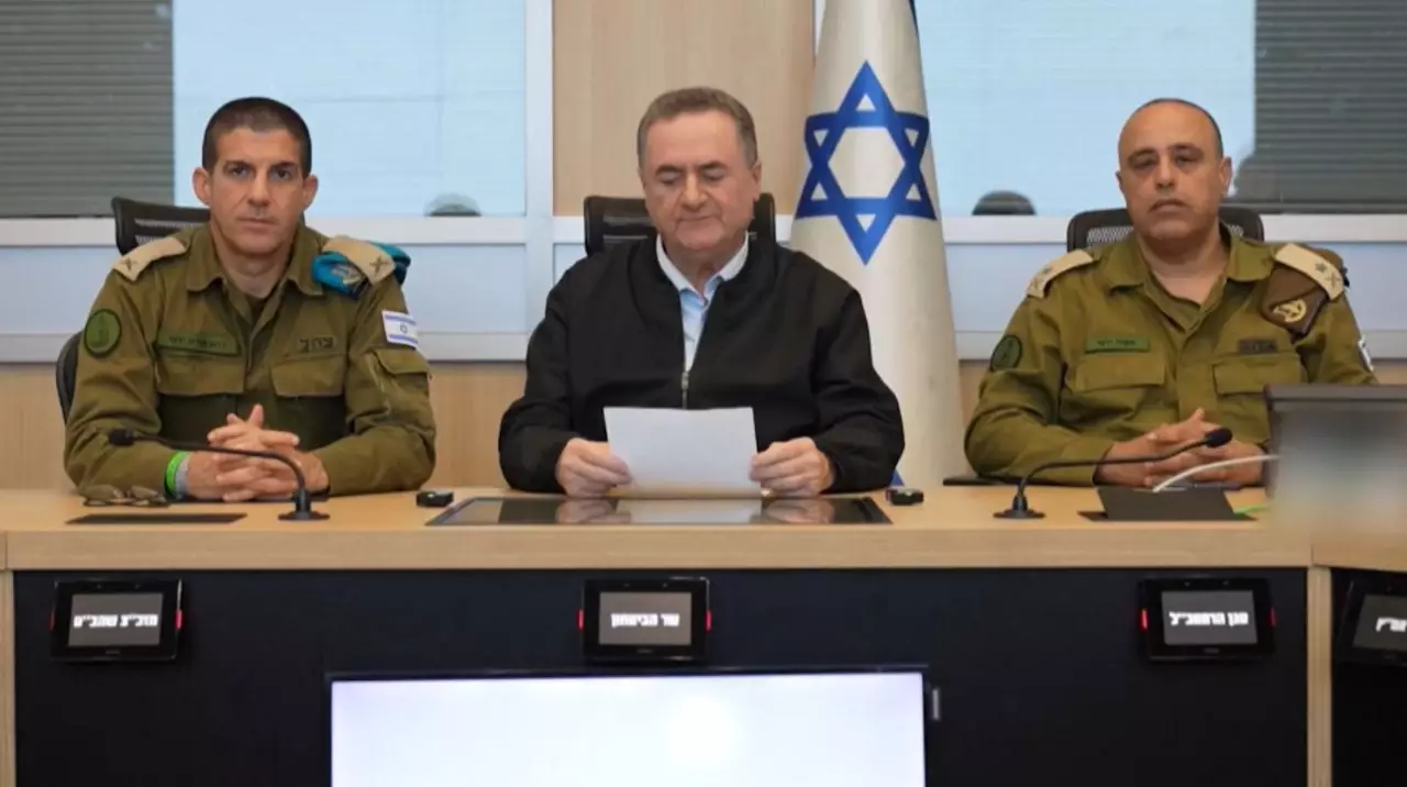 Иран барлау министрінің көзі жойылды