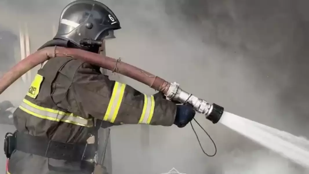 Взрыв при пожаре в шашлычной предотвратили в Усть-Каменогорске