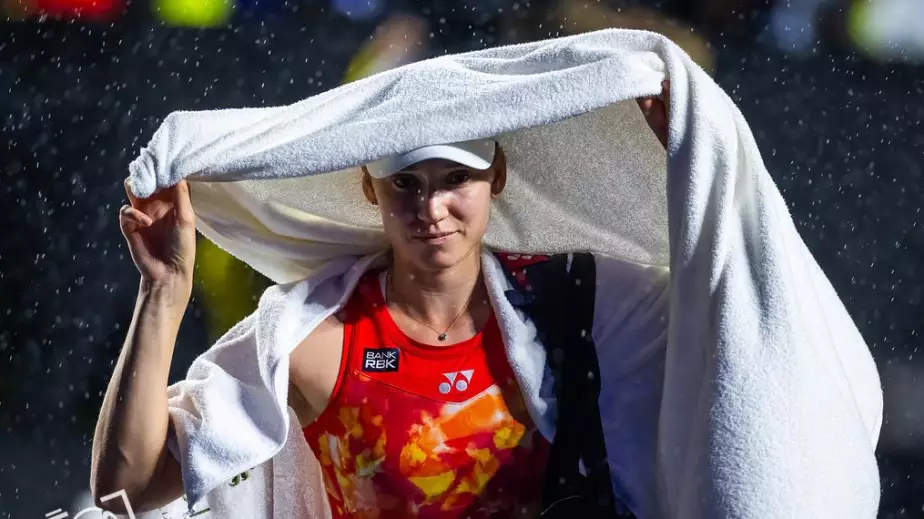 Матчи Рыбакиной и Бублика в Майами перенесены. Почему и чем заняты казахстанцы?