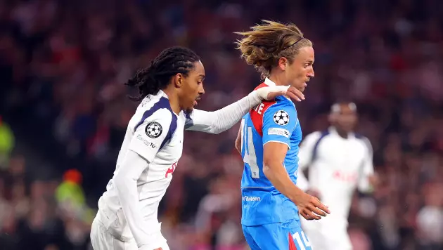 Победа не спасла: "Тоттенхэм" выиграл, но вылетел из Лиги чемпионов