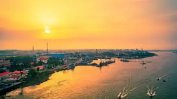 Израиль Каспий теңізі жағалауындағы Иранның ірі портына соққы жасады