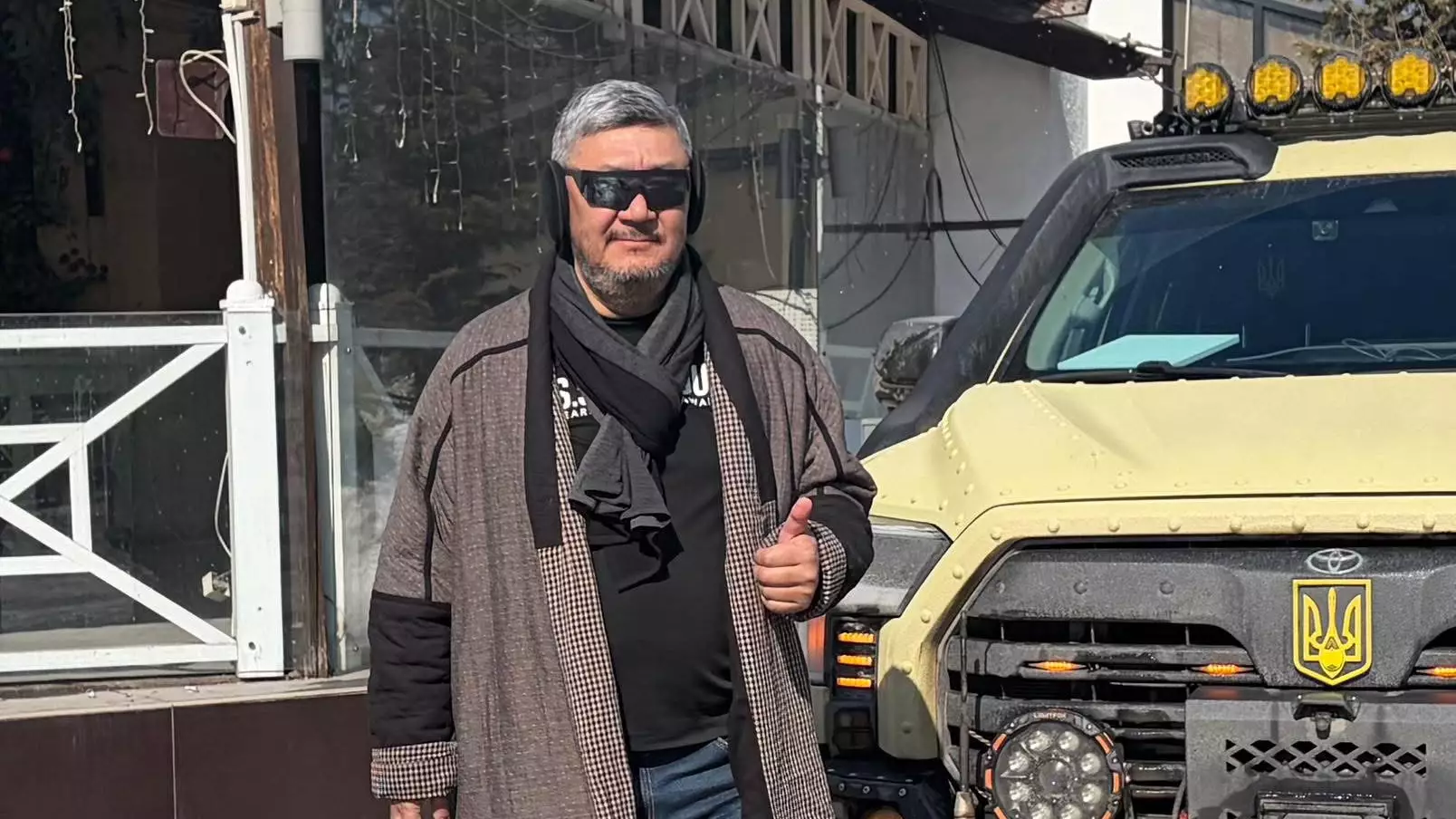 «Ұлттық киімді бір күн ғана емес, жыл бойы киюіміз керек»: Арман Шораев тың ұсыныс айтты