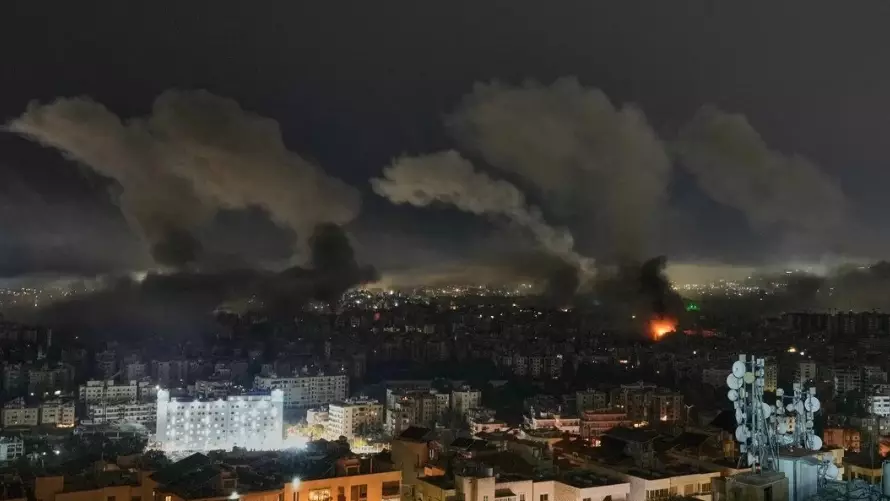 Израилдің Иранға шабуылынан кейін мұнай бағасы күрт өсті 