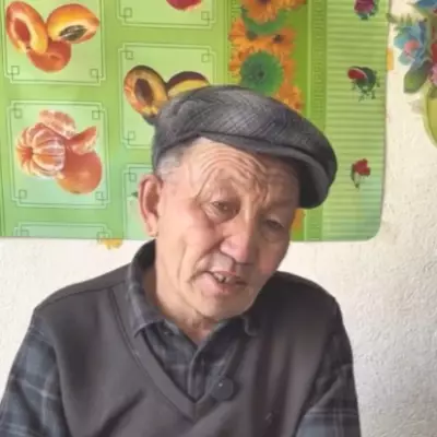 Сыновья избивают отца и требует от него денег— пенсионер просит помощи у казахстанцев