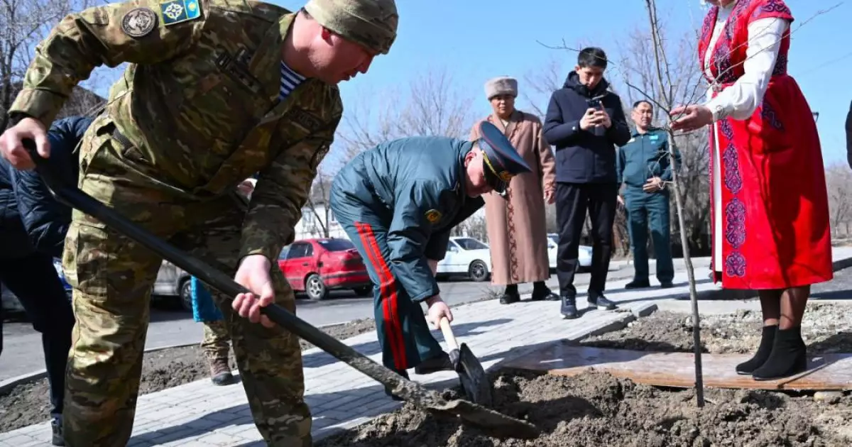  Әскери гарнизондарда Жаңару күніне орай ағаш егу акциясы өткізілді 