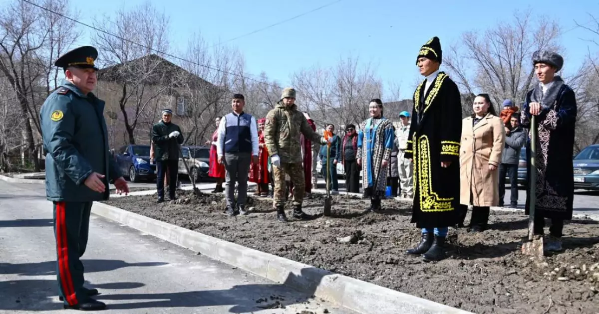   Әскери гарнизондарда Жаңару күніне орай ағаш егу акциясы өткізілді   