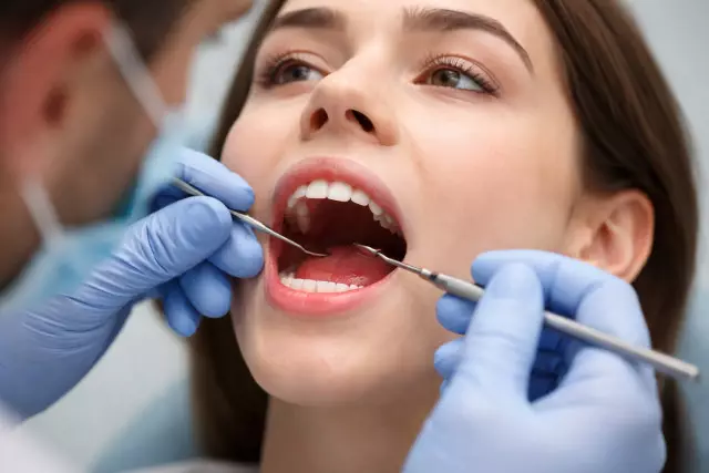 Ауыз қуысының аурулары: алғашқы белгілерін қалай тануға болады