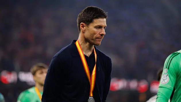 Алонсо запросил у "Ливерпуля" покупку трёх топ-игроков перед назначением