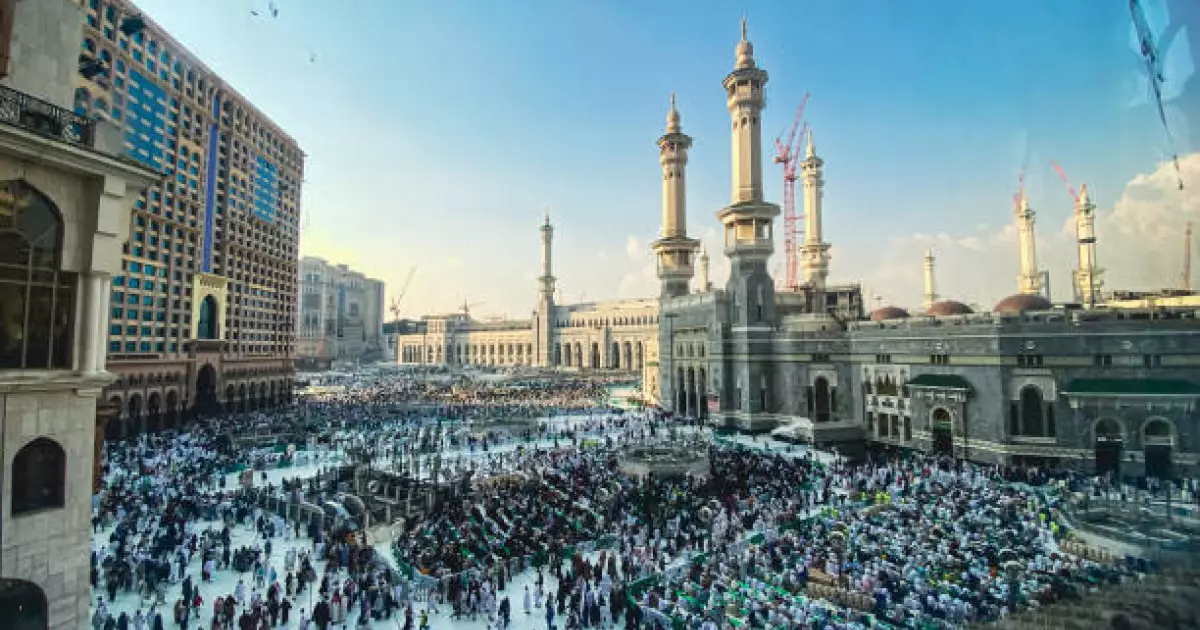  Астанада қажылыққа апарамын деп алдаған ер адам тергеліп жатыр 