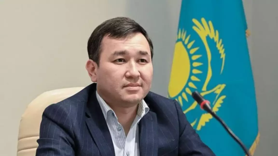 Әсет Матаевқа жасалған шабуыл: адвокаттар оның қайда екенін анықтай алмай отыр