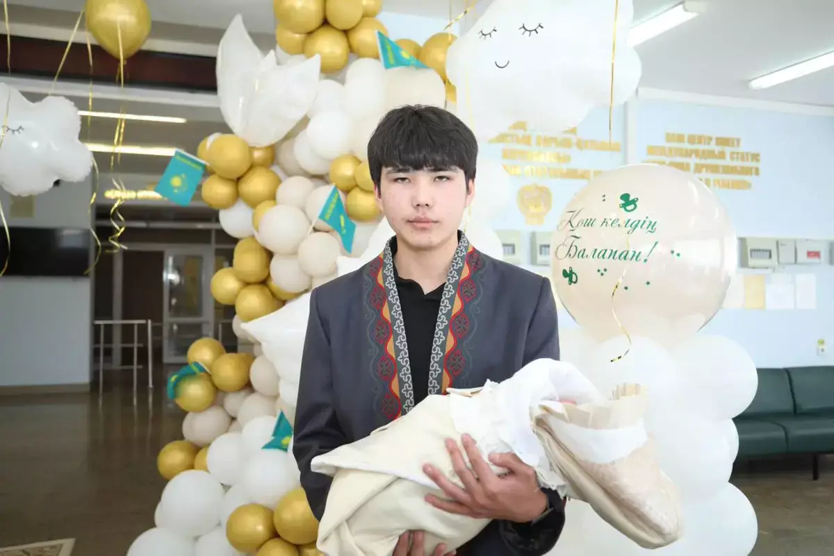 Мангистауский АтаЗаң встретился со своим тёзкой - новости на Lada.kz 19.03.2026