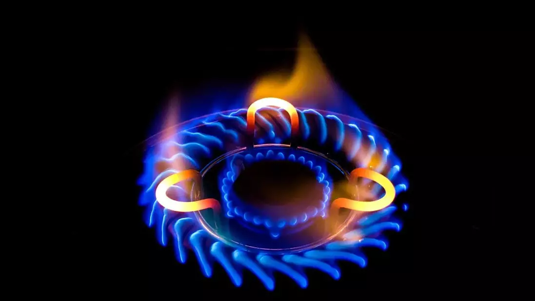 Цены на газ в Европе взлетели почти на 30% после атак на завод в Катаре