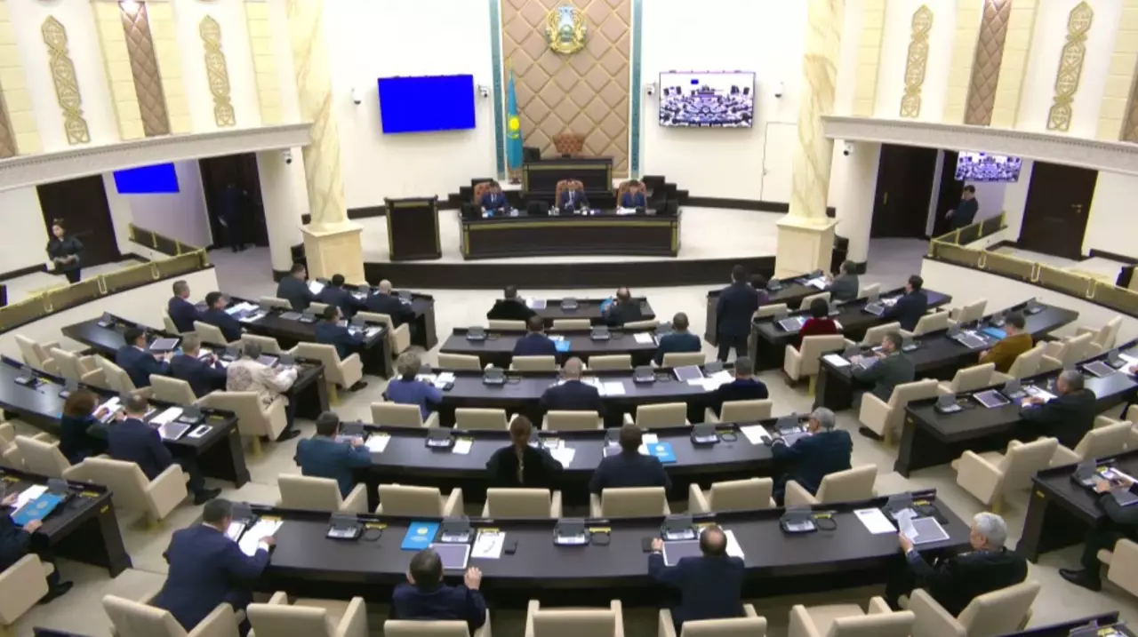 Маулен Ашимбаев высказался об итогах референдума