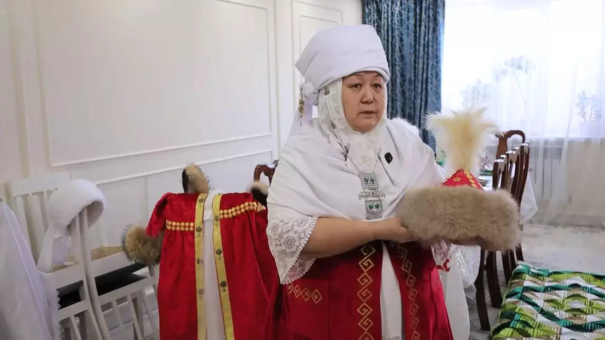 Наурызнама: қолөнер шеберлері заманауи үлгідегі ұлттық киімдерге сұраныс артқанын айтты