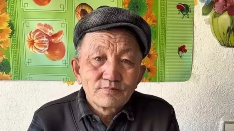 "Күн көрсетпейді": Жетісу облысында әкесін ұрған ағайынды жігіттер қамалды