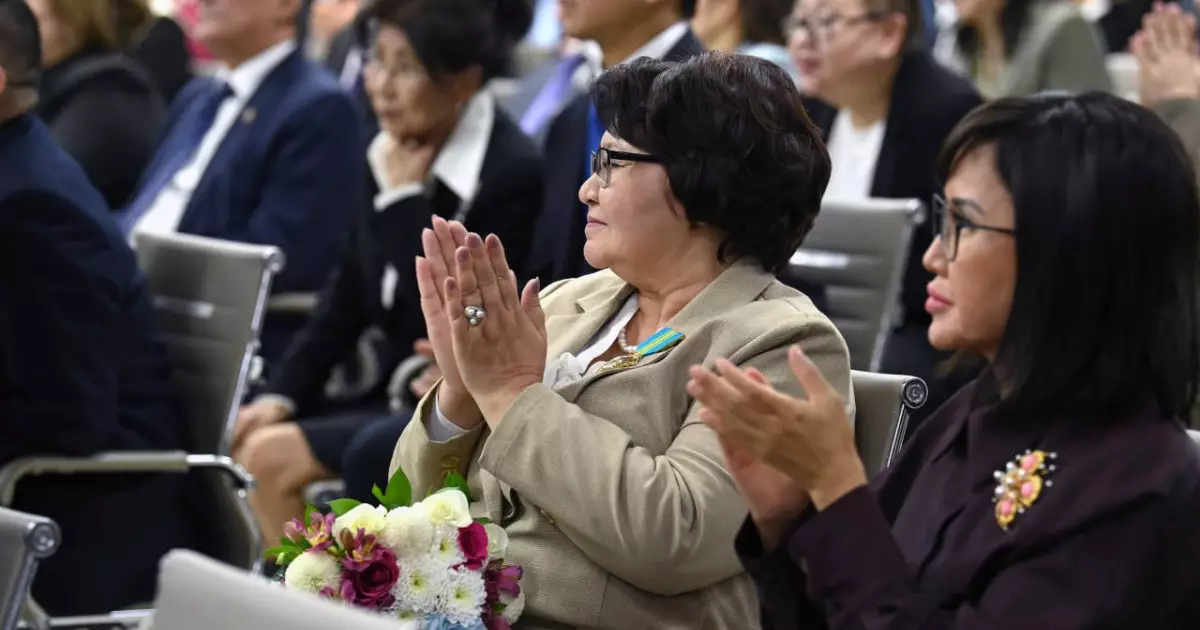  Қасым-Жомарт Тоқаев: Ғылымды арқау еткен аумақтар құру – біздің стратегиялық басымдыққа ие мақсатымыз 