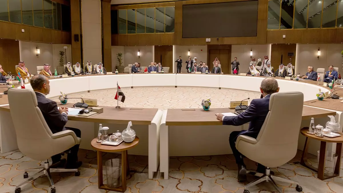 12 арабских и исламских стран объединились, чтобы осудить «чудовищные» иранские атаки.